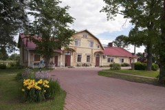 Hostel-rakennus sisäpihalta katsottuna